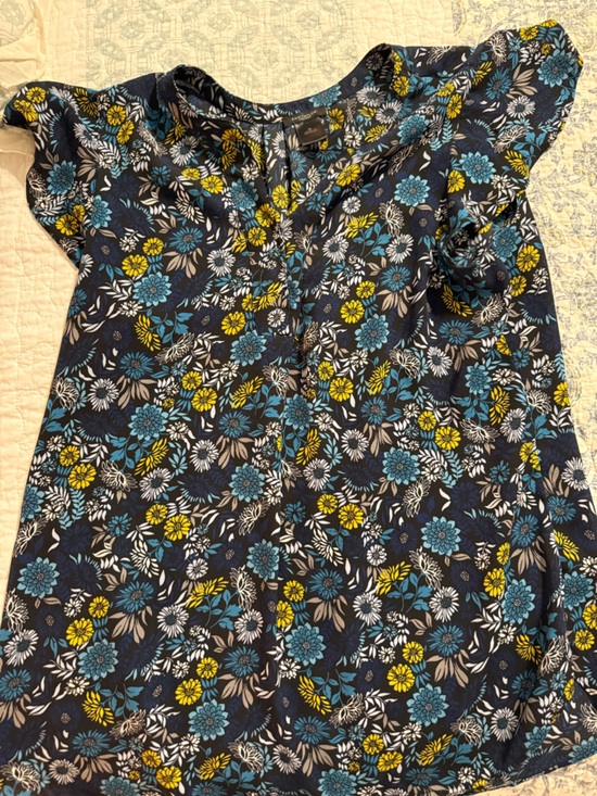 Ann Taylor Tops - Ann Taylor Navy Floral Short-Sleeve Blouse with Teal & Yellow Flowers